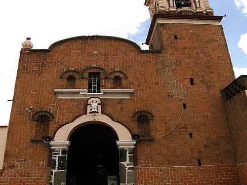 Paseo por Mexico Iglesia de San Miguelito en San Pedro Cholula