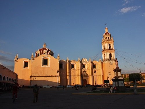 Paseo por Mexico Parroquia de San Pedro Cholula