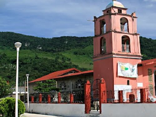 Paseo por Mexico Iglesia parroquial dedicada a San Sebastián Mártir en San Sebastián Tlacotepec