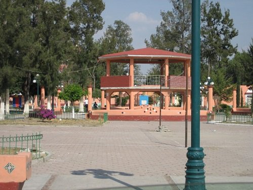 Paseo por Mexico Kiosco de Santo Tomás Hueyotlipan