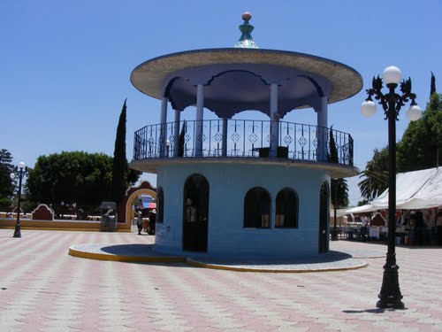 Paseo por Mexico Kiosco de San Hipolito Xochiltenango en Tepeaca