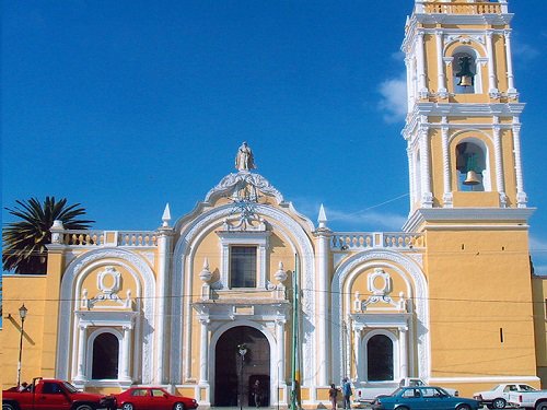 Paseo por Mexico Parroquia de San Francisco (Niño Doctor) en Tepeaca