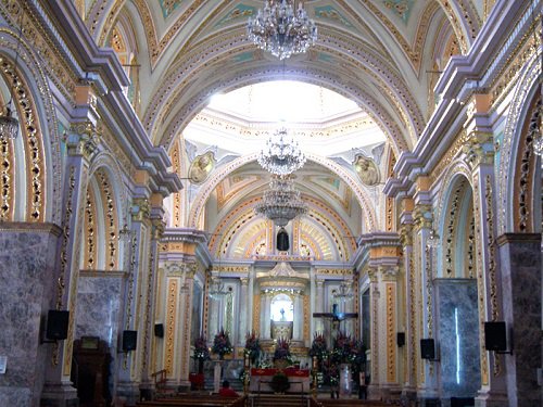 Paseo por Mexico Interior de Parroquia de San Francisco (Niño Doctor) en Tepeaca