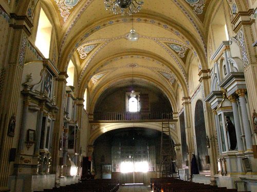 Paseo por Mexico Interior de Parroquia de San Pedro Apóstol en Tepeyahualco