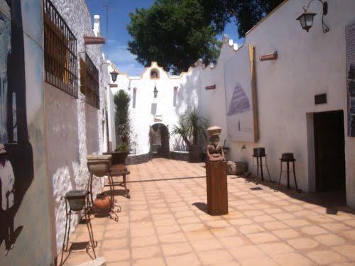 Paseo por Mexico Museo Regional Caltonac en memoria de Juventino Limón en Tepeyahualco