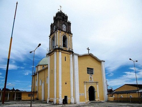 Paseo por Mexico Iglesia de la Virgen del Rosario en Teteles de Avila Castillo