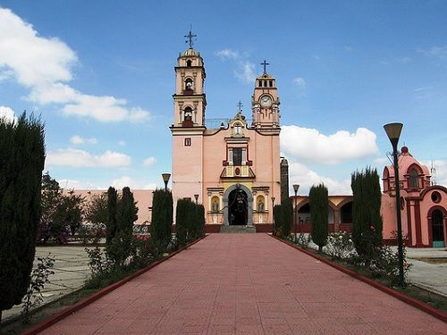 Paseo por Mexico Iglesia Parroquial dedicada a San Pedro en Tlaltenango