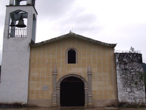 Paseo por Mexico Iglesia parroquial en advocación a San Pedro en Tlaola