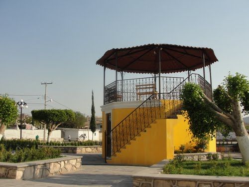 Paseo por Mexico Kiosco San Miguel Ayotla en Xochiltepec