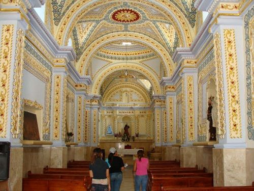Paseo por Mexico Interior de la iglesia de San Juan Evangelista en Zacapala