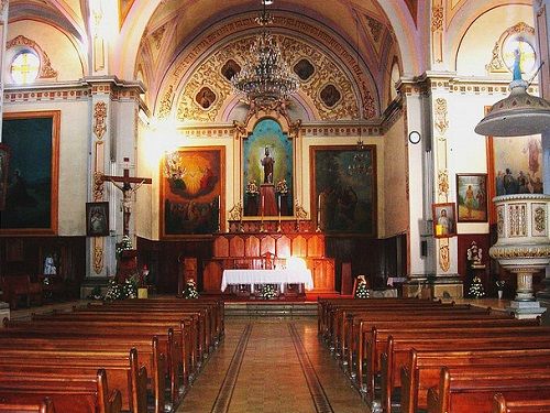 Paseo por Mexico Interior de Parroquia Lateranense de San Pedro Apóstol en Zacapoaxtla