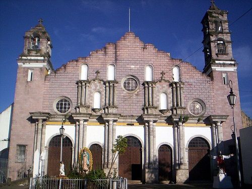 Paseo por Mexico Templo Virgen de Guadalupe en Zacapoaxtla