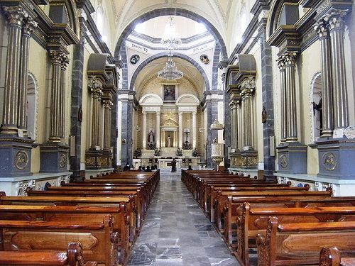 Paseo por Mexico Interior de Parroquia de San Pedro y San Pablo en Zacatlán