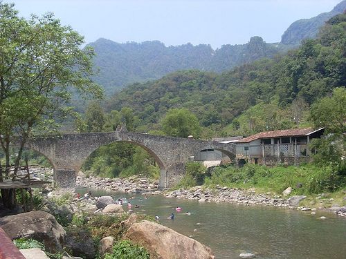 Paseo por Mexico Puente Morelos en Zapotitlán de Méndez