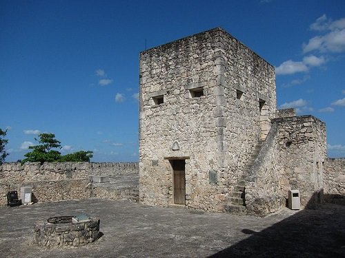 Paseo por Mexico Fuerte de San Felipe Bacalar