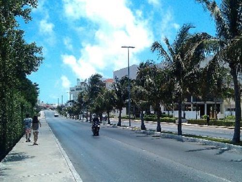 Paseo por Mexico Boulevard Kukulcán en Benito Juárez