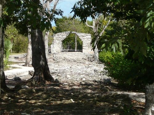 Paseo por Mexico Zona Arqueológica de San Gervasio en Cozumel