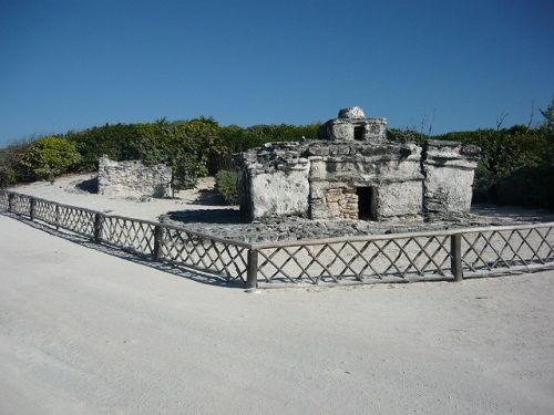 Paseo por Mexico Tumba del Caracol en Cozumel