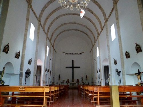 Paseo por Mexico Interior de Parroquia de la Santa Cruz en Felipe Carrillo Puerto