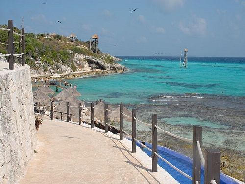 Paseo por Mexico Parque Garrafón en Isla Mujeres