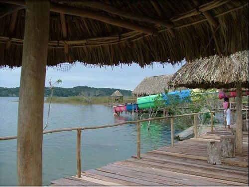 Paseo por Mexico Laguna Chichankanab en José María Morelos