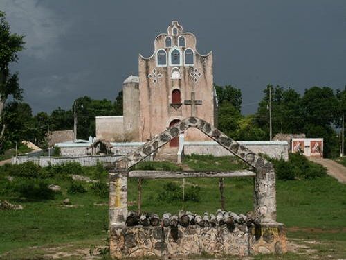 Paseo por Mexico Parroquia de Sacalaca en José María Morelos