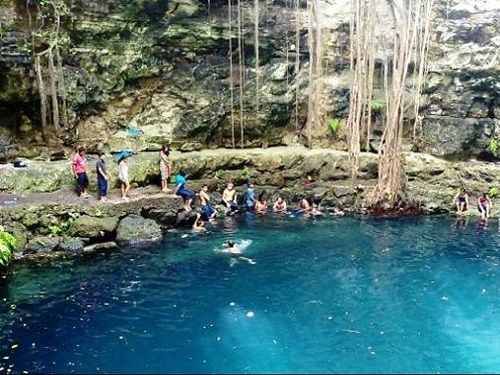 Paseo por Mexico Cenote de Sancala en José María Morelos