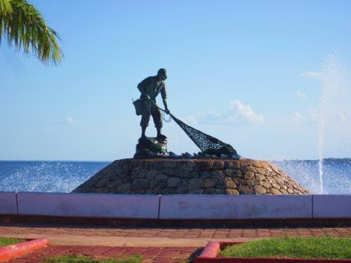 Paseo por Mexico Monumento al Pescador en Othón P. Blanco