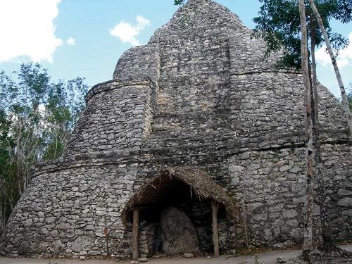 Paseo por Mexico Observatorio astronómico en Cobá localizado en Tulum