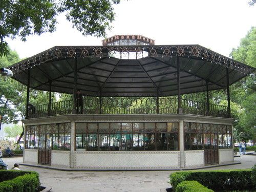 Paseo por Mexico Kiosco de Apizaco