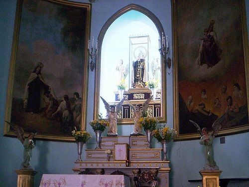 Paseo por Mexico Interior de la Parroquia de Nuestra Señora del Carmen en Chiautempan