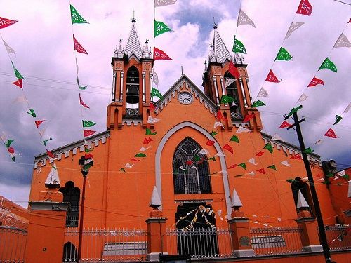 Paseo por Mexico Parroquia de Nuestra Señora del Carmen en Chiautempan