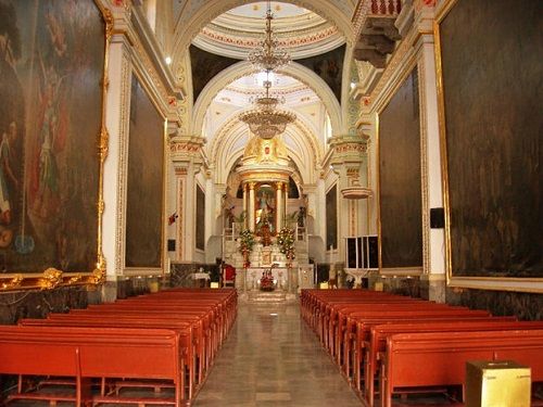 Paseo por Mexico Interior del Templo de San Miguel del Milagro en Natívitas