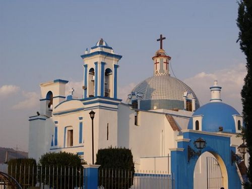 Paseo por Mexico Templo de San Jorge en Panotla