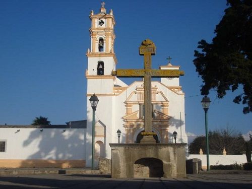 Paseo por Mexico Templo de Santa Isabel Xiloxoxtla