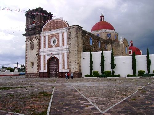 Paseo por Mexico Iglesia de Santiago en Tetla de la solidaridad