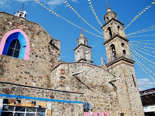 Paseo por Mexico Templo de la Santa Cruz Aquiahuac en Tetlatlahuca