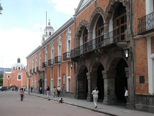 Paseo por Mexico Casa del Ayuntamiento de Tlaxcala