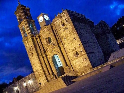 Paseo por Mexico Parroquia Iglesia de San Juan Bautista en Totolac