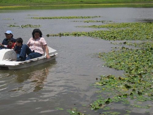 Paseo por Mexico Laguna de  San simón en Xaltocan